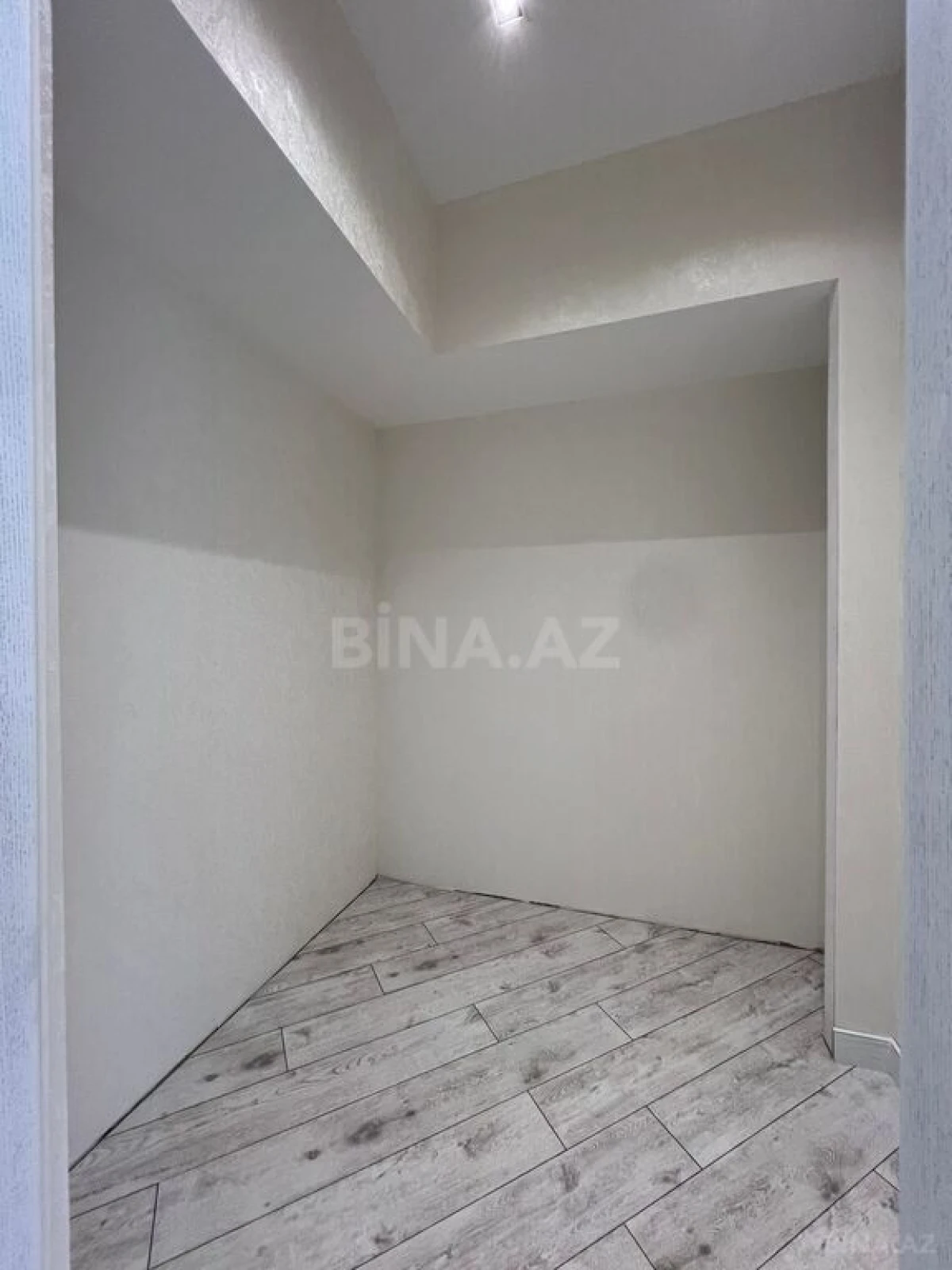 Satılır 4 otaqlı həyət evi 220 m²