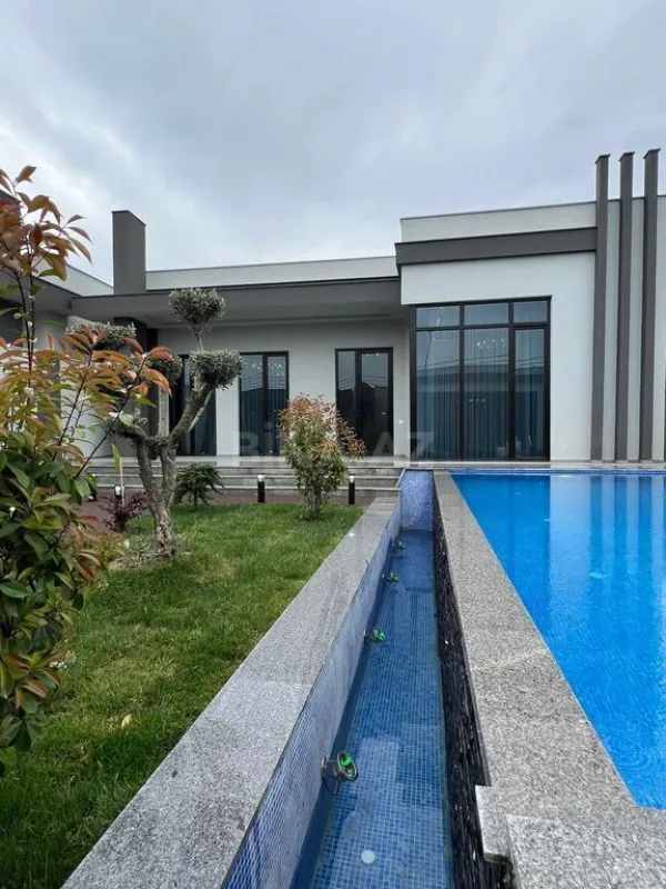 Satılır 4 otaqlı həyət evi 220 m²