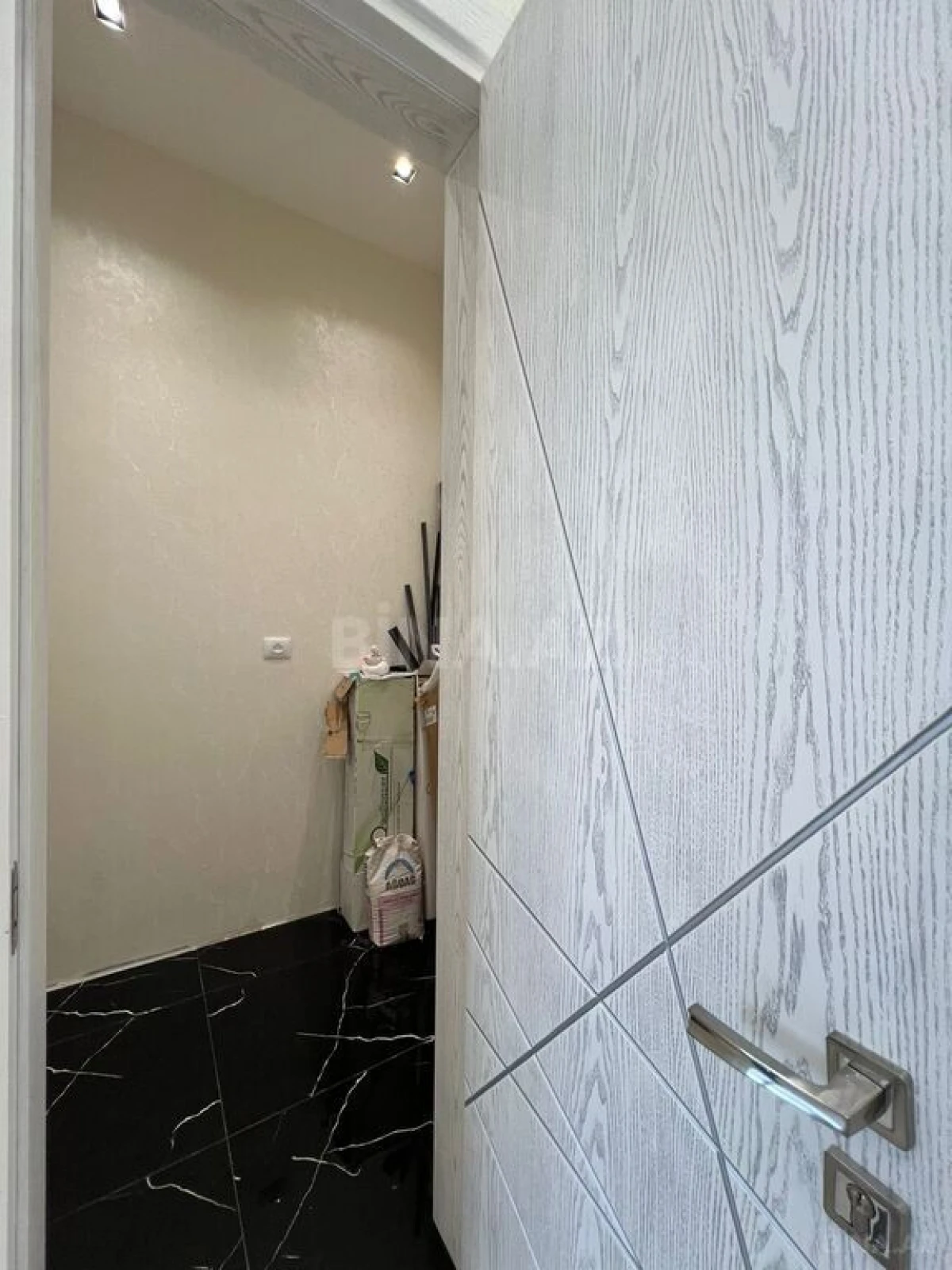 Satılır 4 otaqlı həyət evi 220 m²