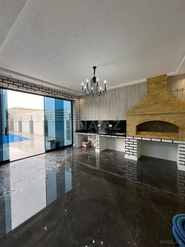 Satılır 4 otaqlı həyət evi 220 m²