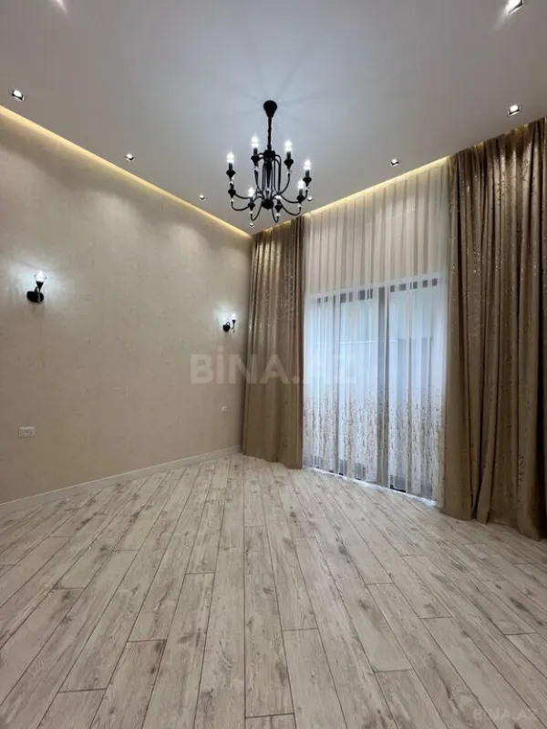 Satılır 4 otaqlı həyət evi 220 m²