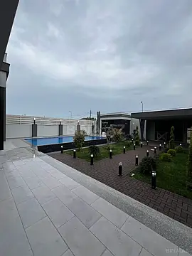 Satılır 4 otaqlı həyət evi 220 m²