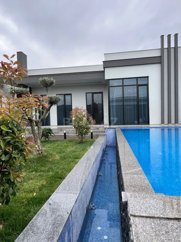Satılır 4 otaqlı həyət evi 220 m²