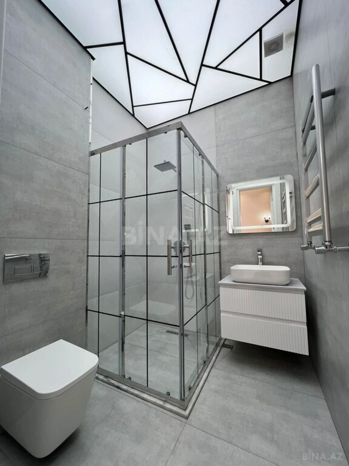 Satılır 4 otaqlı həyət evi 220 m²