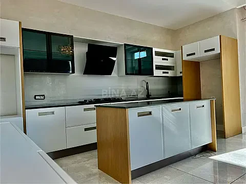 Satılır 4 otaqlı mənzil 217 m² — Bakı 4 otaq 217.00 m²