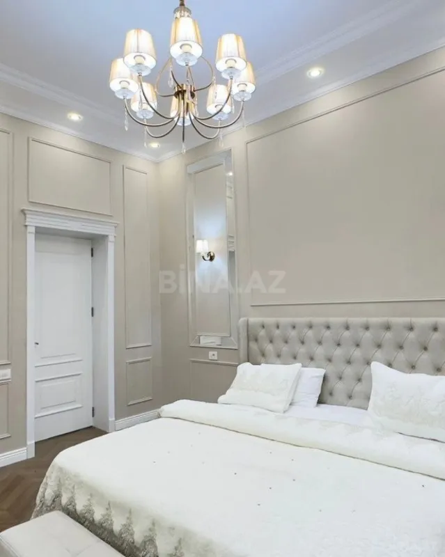 Satılır 5 otaqlı həyət evi 200 m²