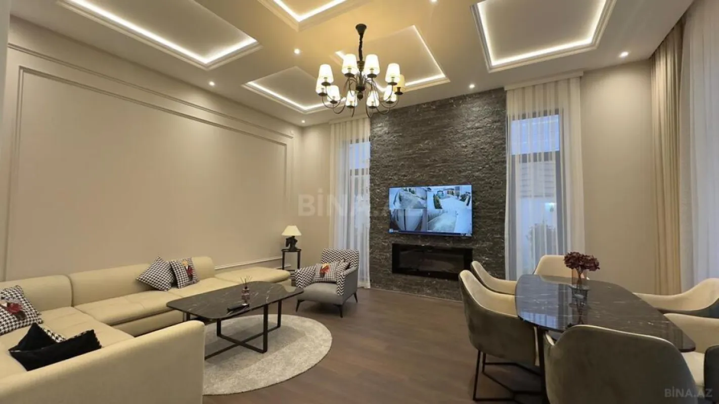 Satılır 5 otaqlı həyət evi 200 m²