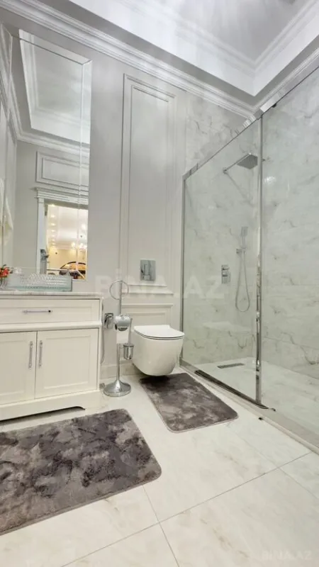 Satılır 5 otaqlı həyət evi 200 m²