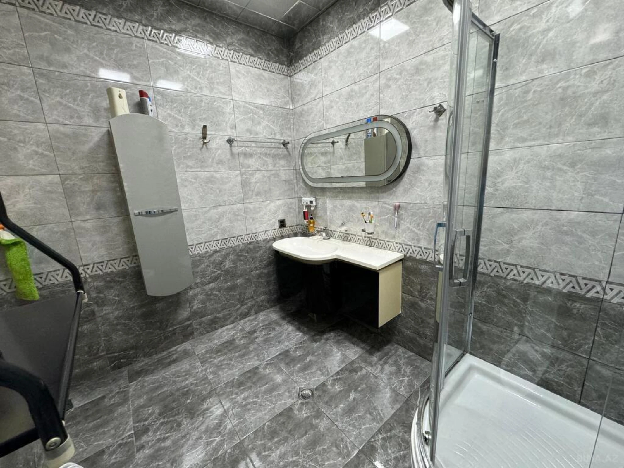 Satılır 3 otaqlı mənzil 120 m²