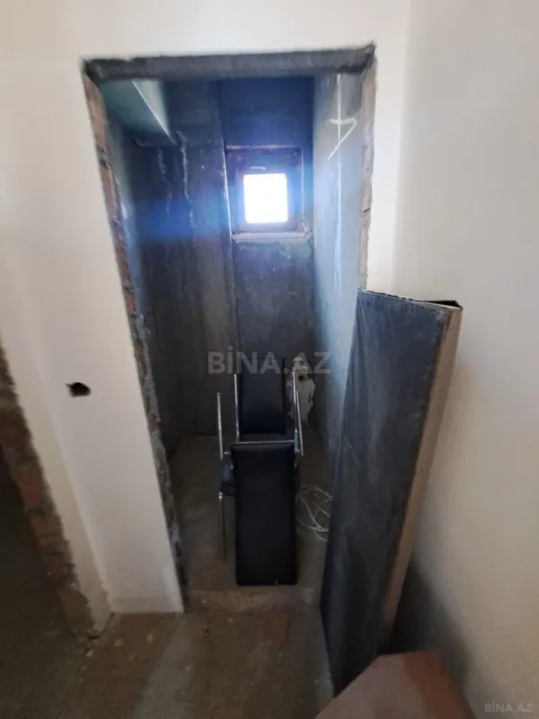 Satılır 3 otaqlı mənzil 110 m²
