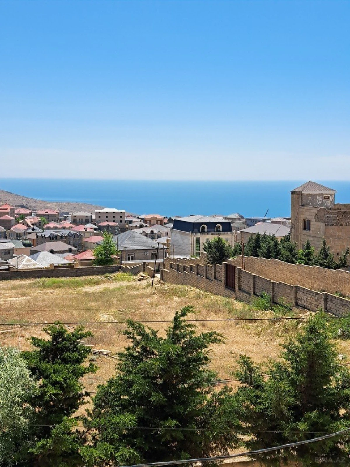 Satılır 3 otaqlı mənzil 110 m²