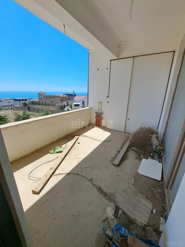 Satılır 3 otaqlı mənzil 110 m²