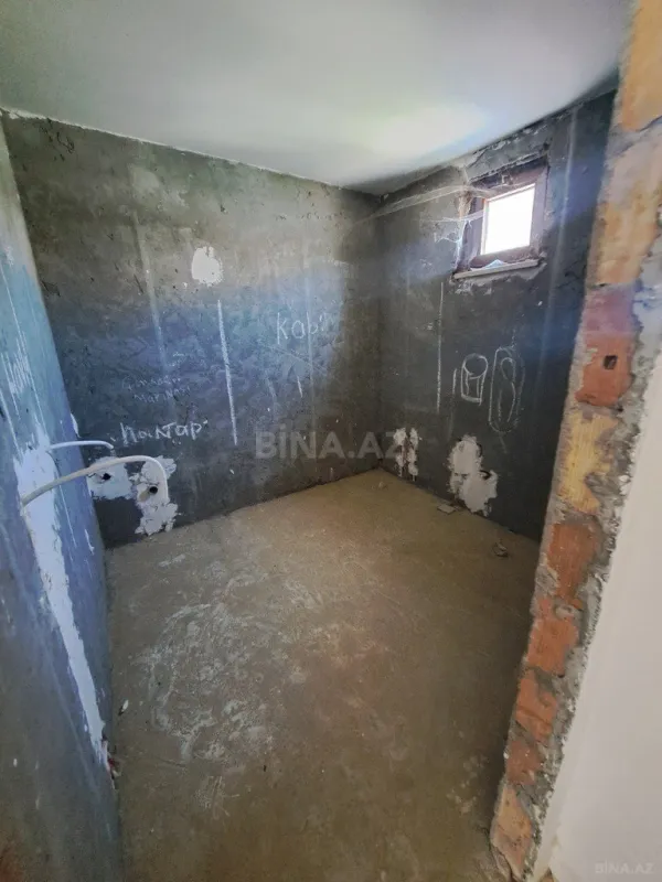 Satılır 3 otaqlı mənzil 110 m²