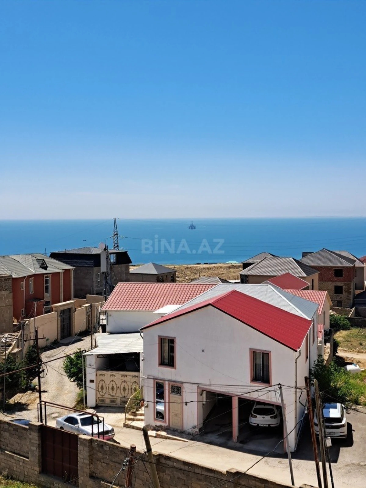 Satılır 3 otaqlı mənzil 110 m²