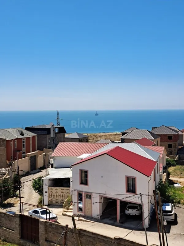 Satılır 3 otaqlı mənzil 110 m²