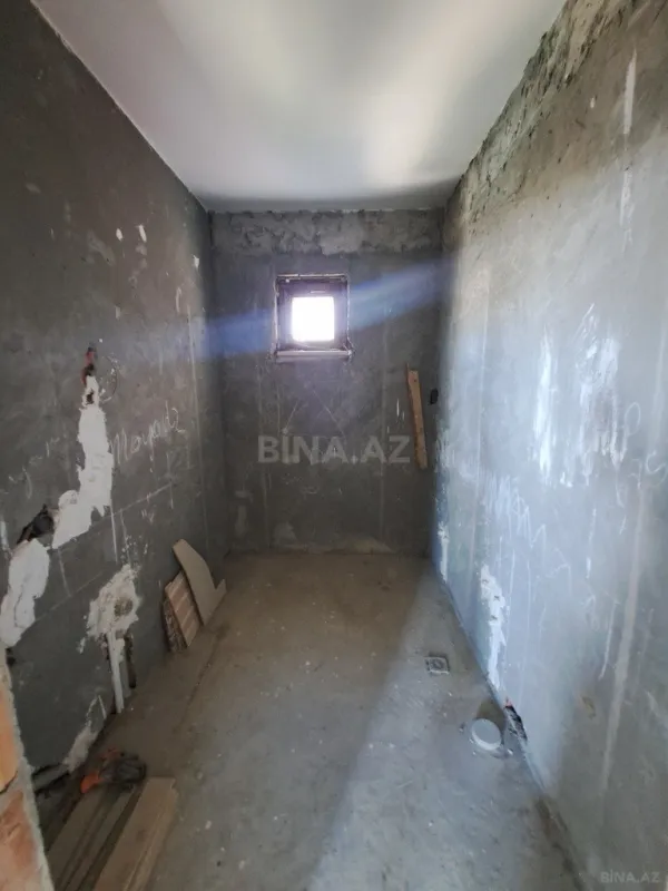 Satılır 3 otaqlı mənzil 110 m²