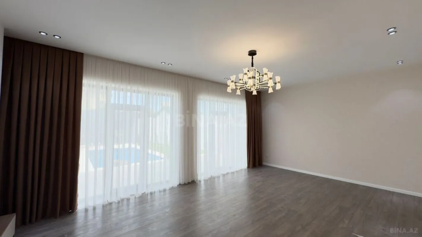 Satılır 4 otaqlı həyət evi 200 m²