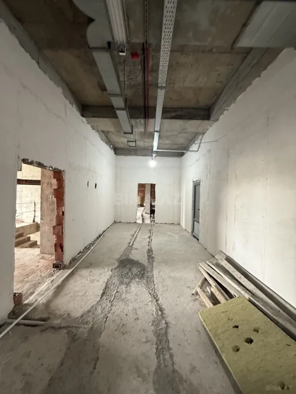 Satılır obyekt 410 m²