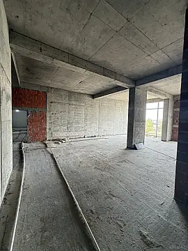 Satılır obyekt 410 m²