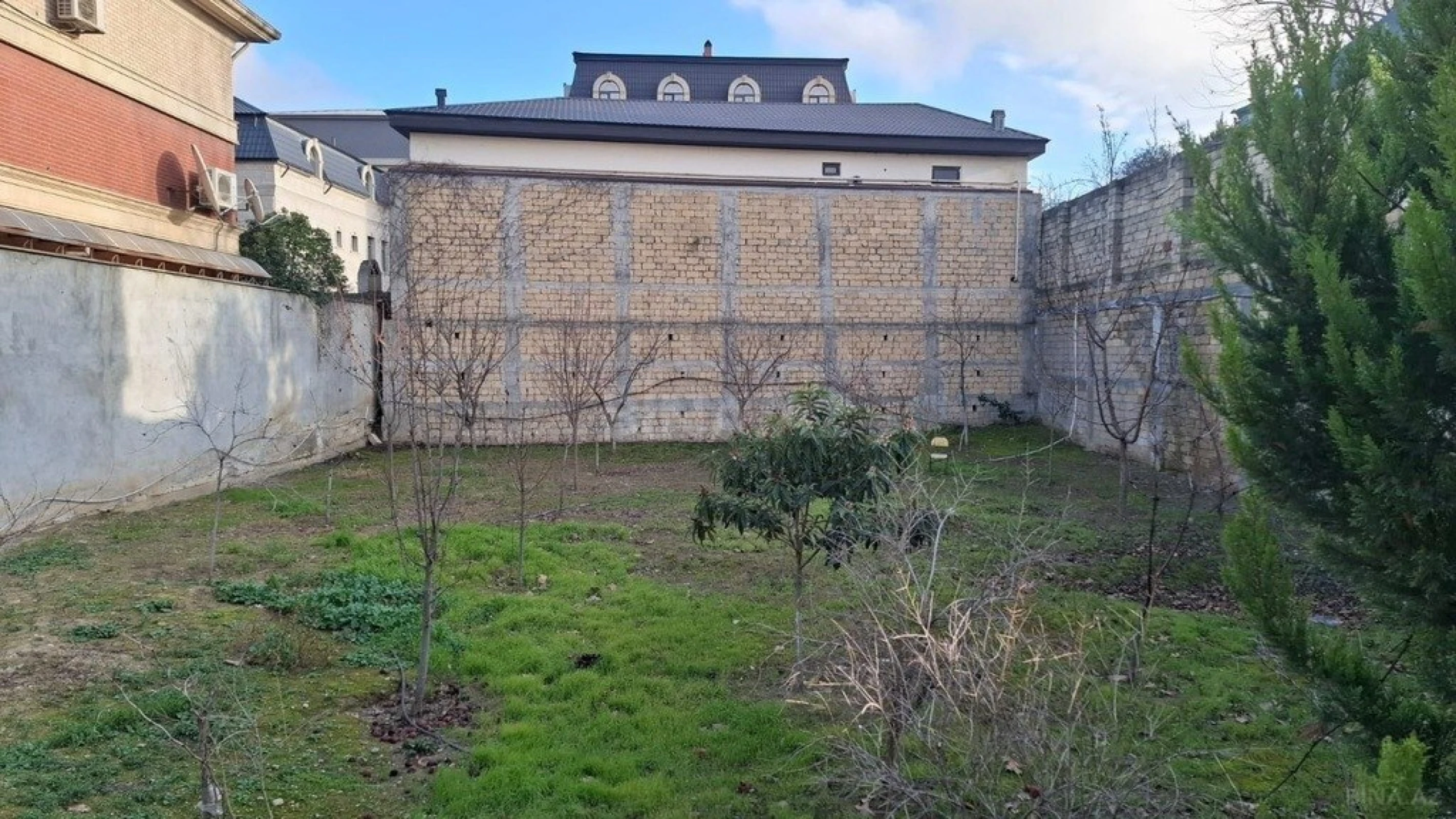 Satılır torpaq sahəsi 6 m²