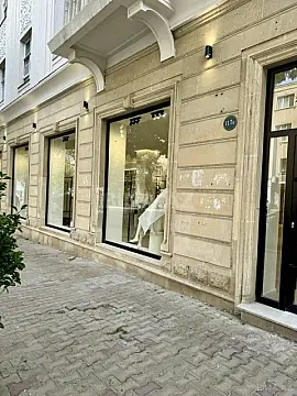 Satılır obyekt 260 m²