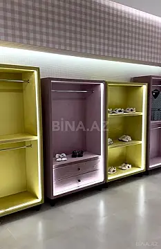 Satılır obyekt 260 m²