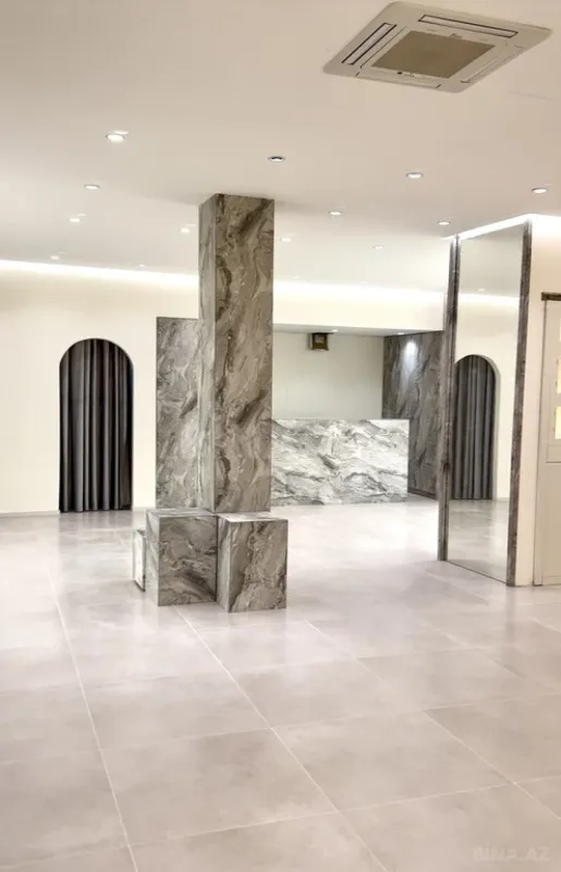 Satılır obyekt 260 m²