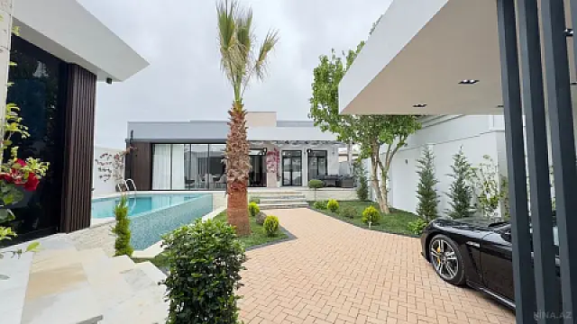 Satılır 5 otaqlı həyət evi 220 m²