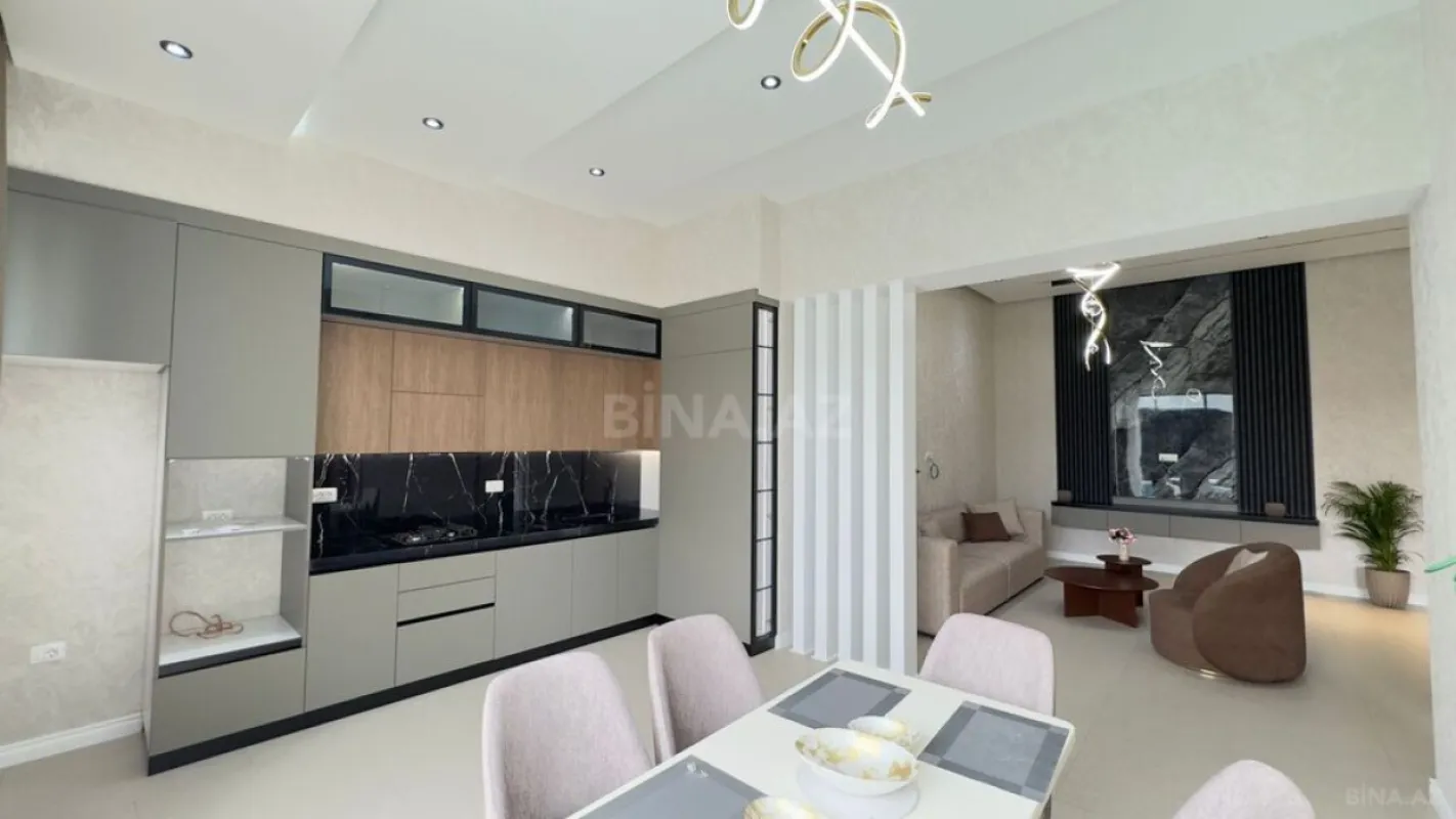Satılır 5 otaqlı həyət evi 220 m²