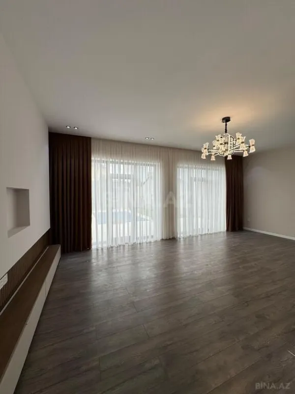 Satılır 4 otaqlı həyət evi 160 m²