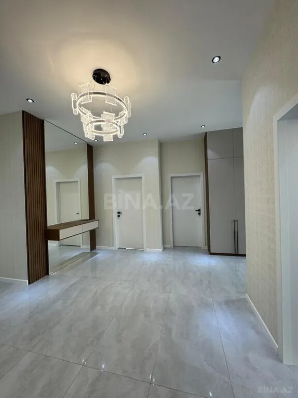 Satılır 4 otaqlı həyət evi 160 m²