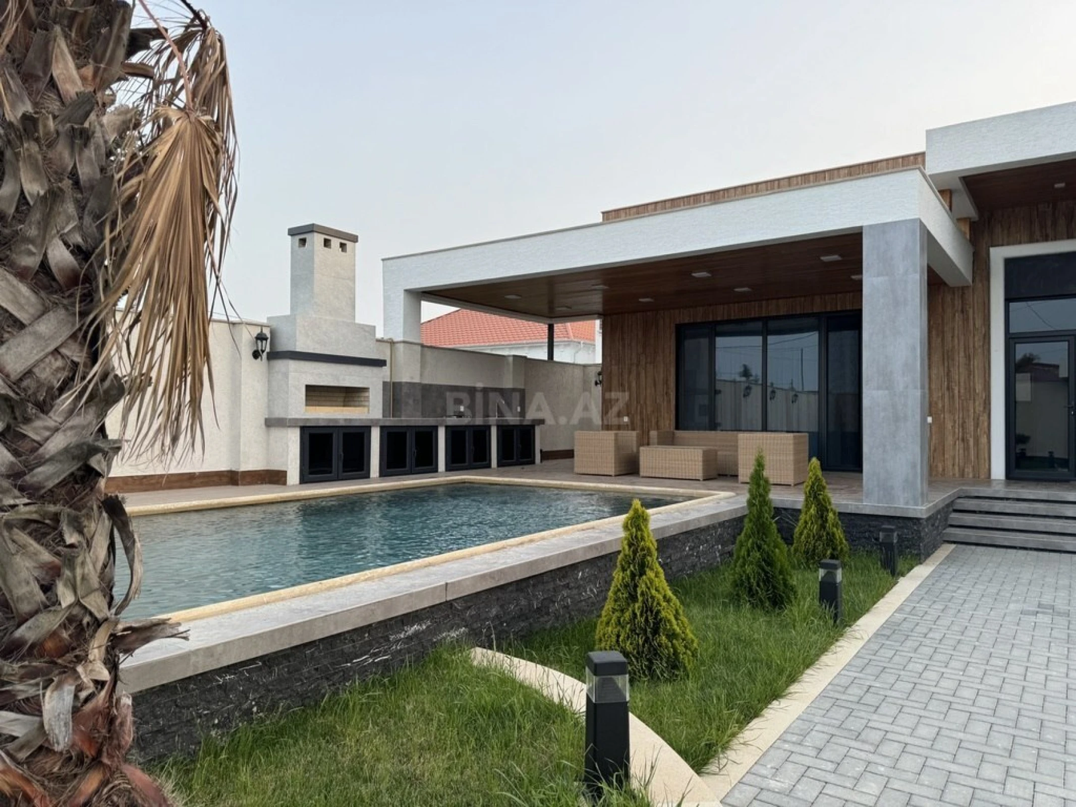 Kirayə verilir 4 otaqlı həyət evi 220 m²