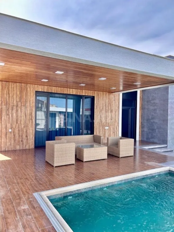 Kirayə verilir 4 otaqlı həyət evi 220 m²