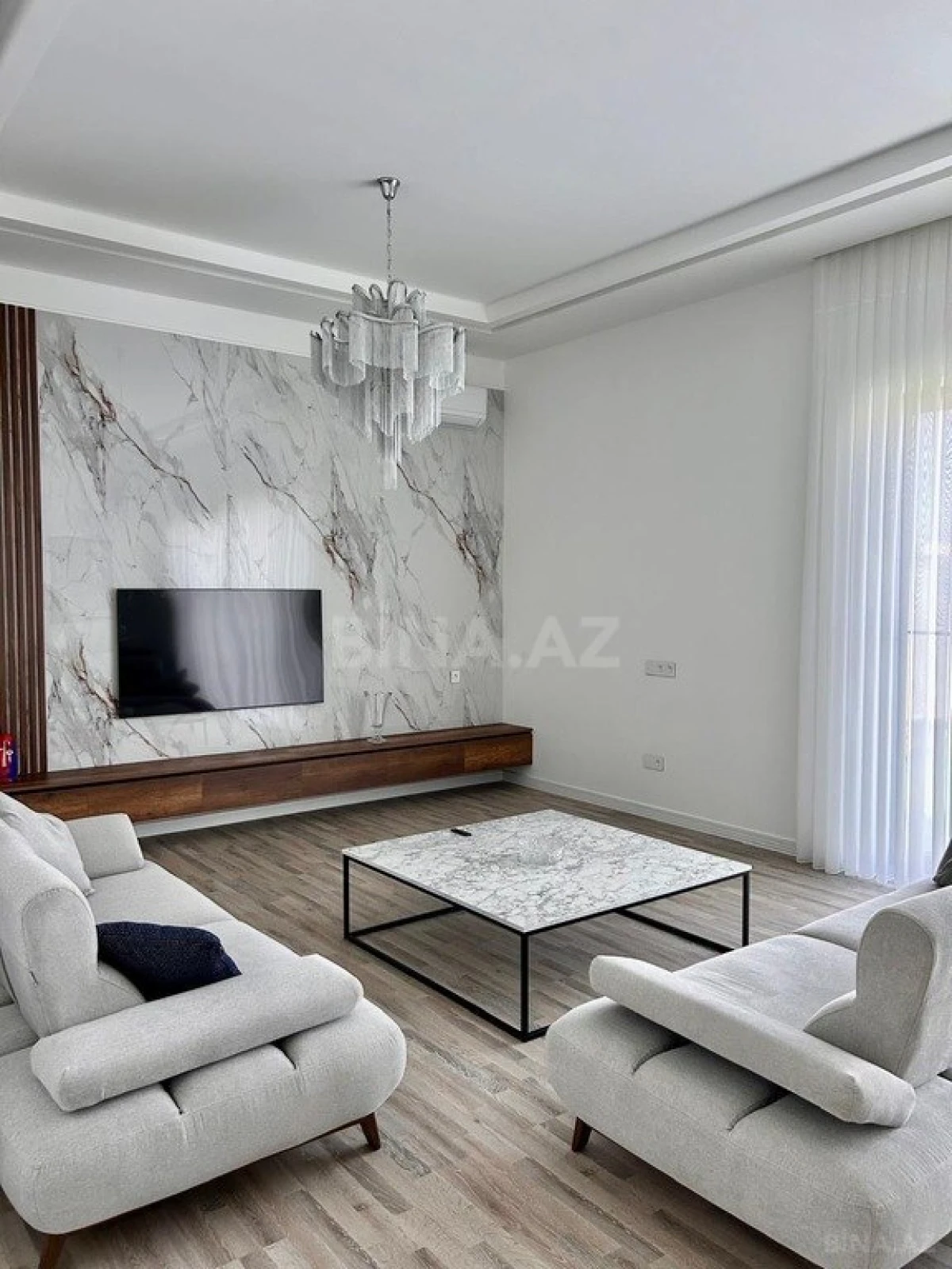Kirayə verilir 4 otaqlı həyət evi 220 m²