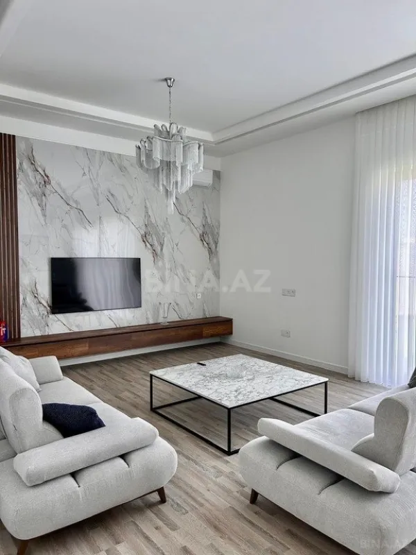 Kirayə verilir 4 otaqlı həyət evi 220 m²