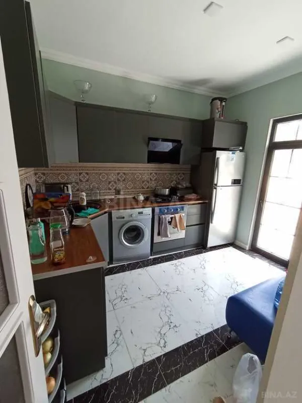 Satılır 5 otaqlı həyət evi 210 m²