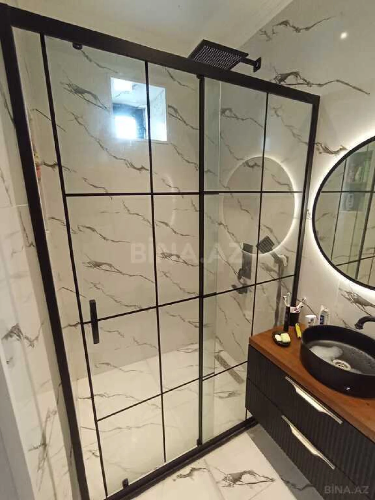 Satılır 5 otaqlı həyət evi 210 m²