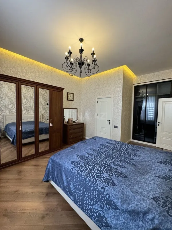 Satılır 6 otaqlı həyət evi 290 m²