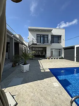 Satılır 6 otaqlı həyət evi 290 m²