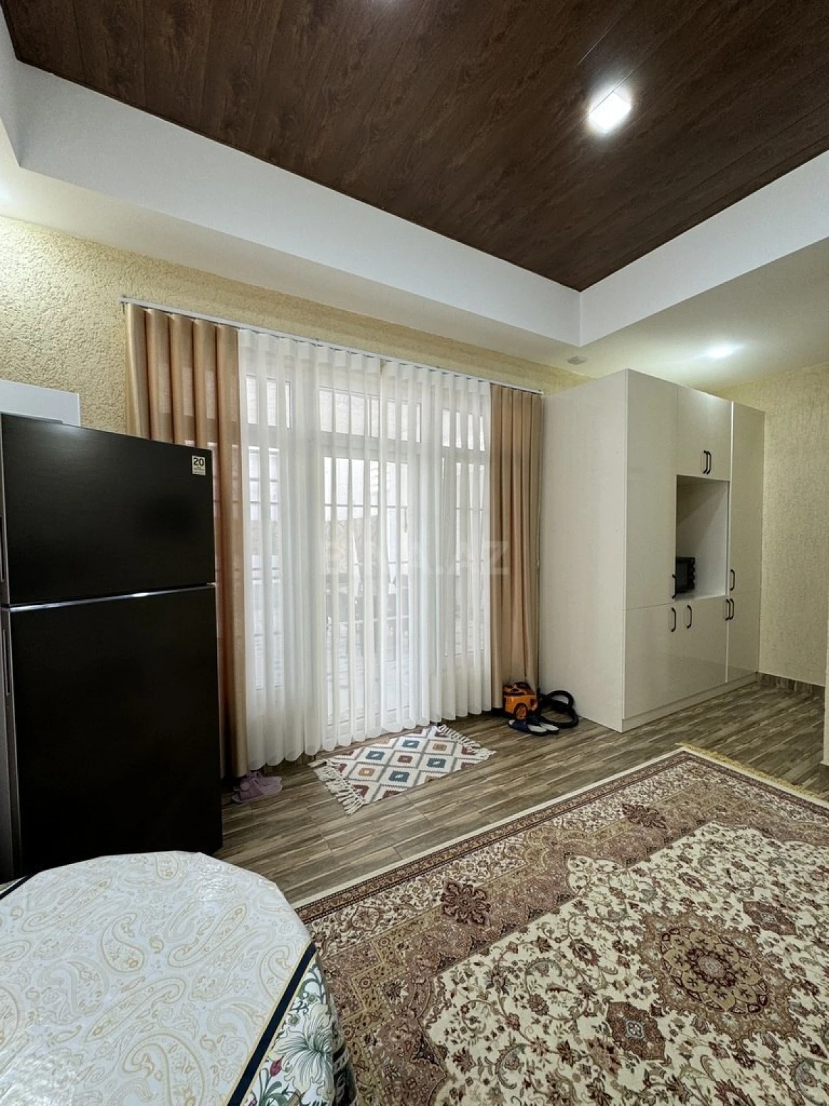 Satılır 6 otaqlı həyət evi 290 m²