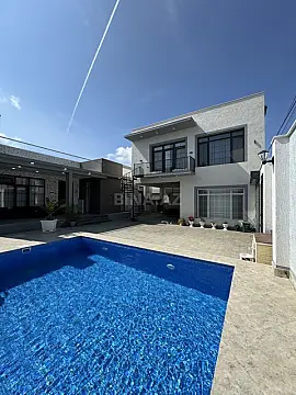 Satılır 6 otaqlı həyət evi 290 m²