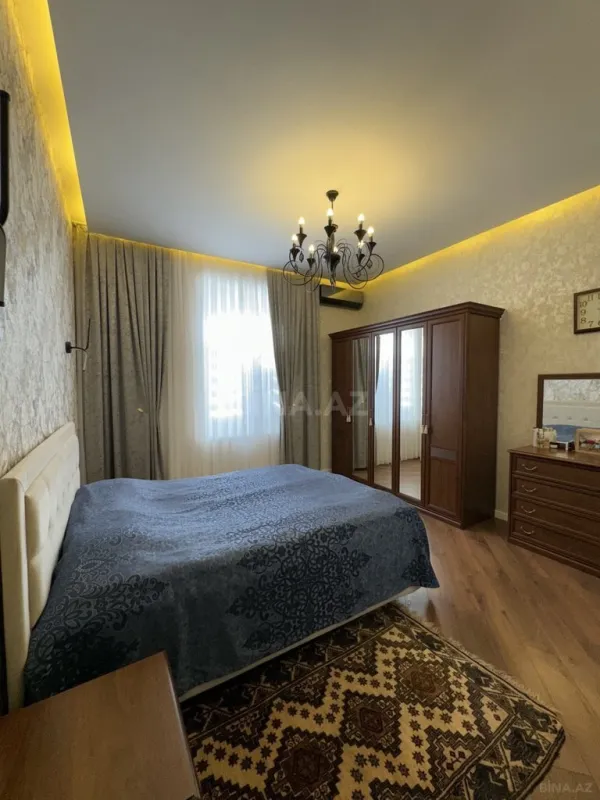 Satılır 6 otaqlı həyət evi 290 m²