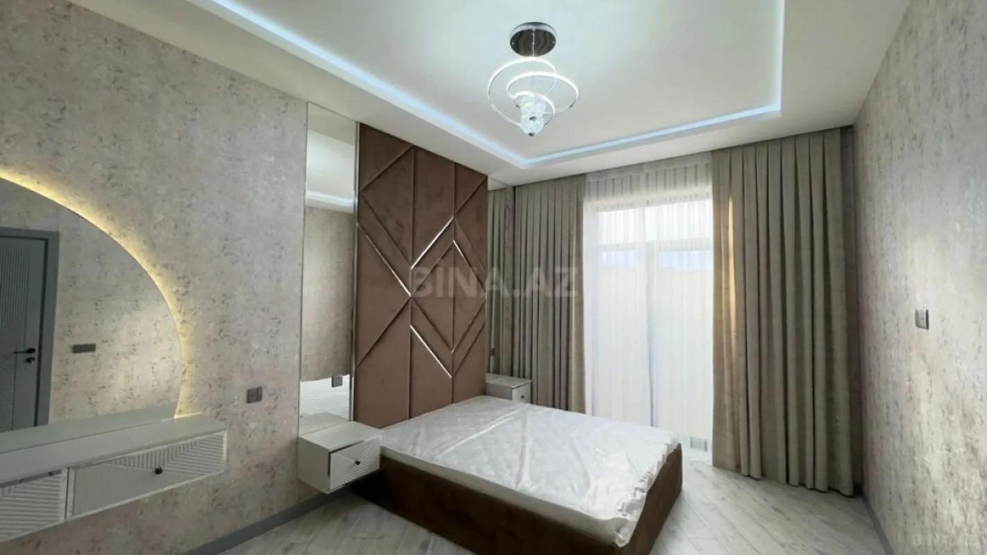 Satılır 4 otaqlı həyət evi 160 m²