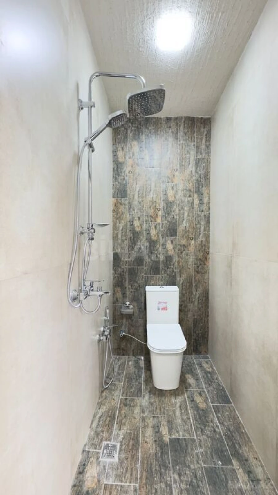 Satılır 4 otaqlı həyət evi 160 m²