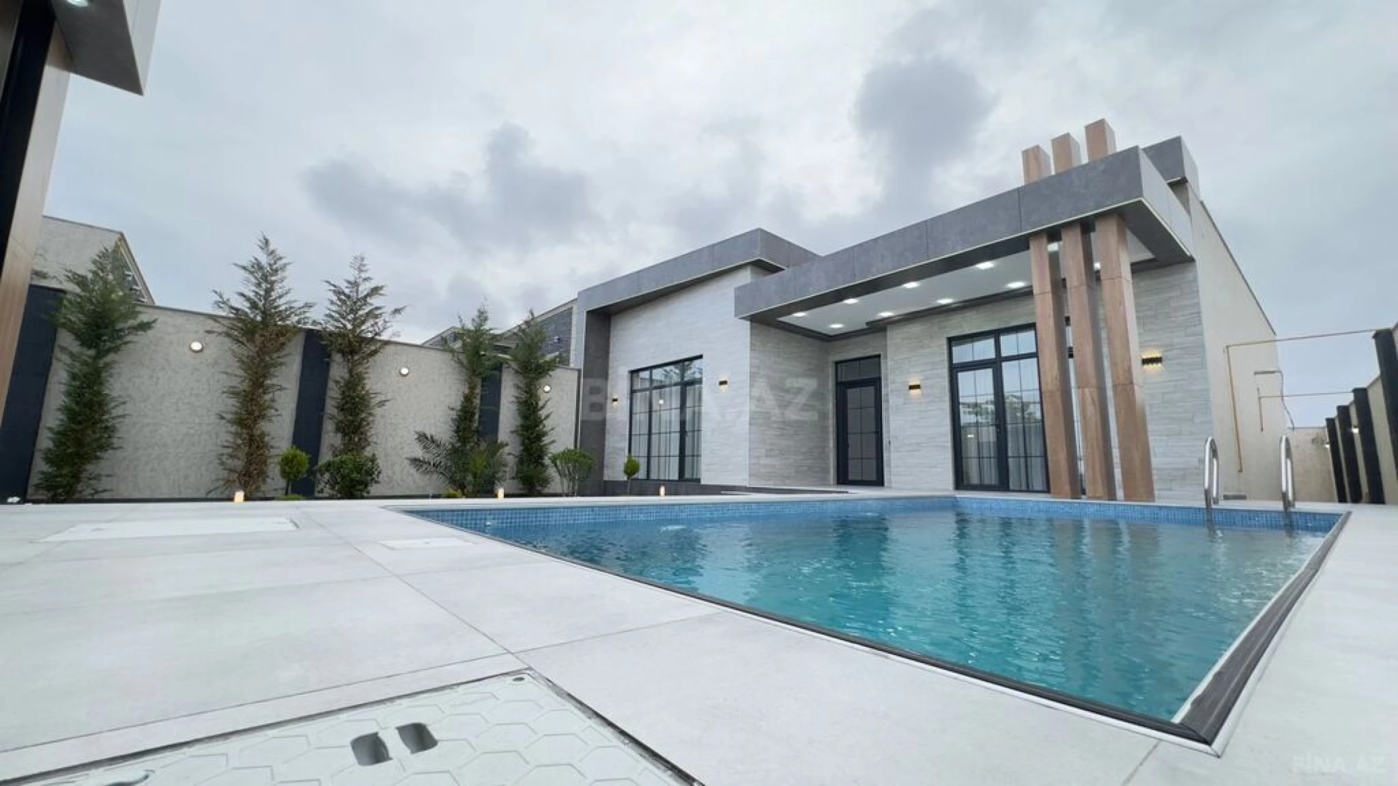 Satılır 4 otaqlı həyət evi 160 m²