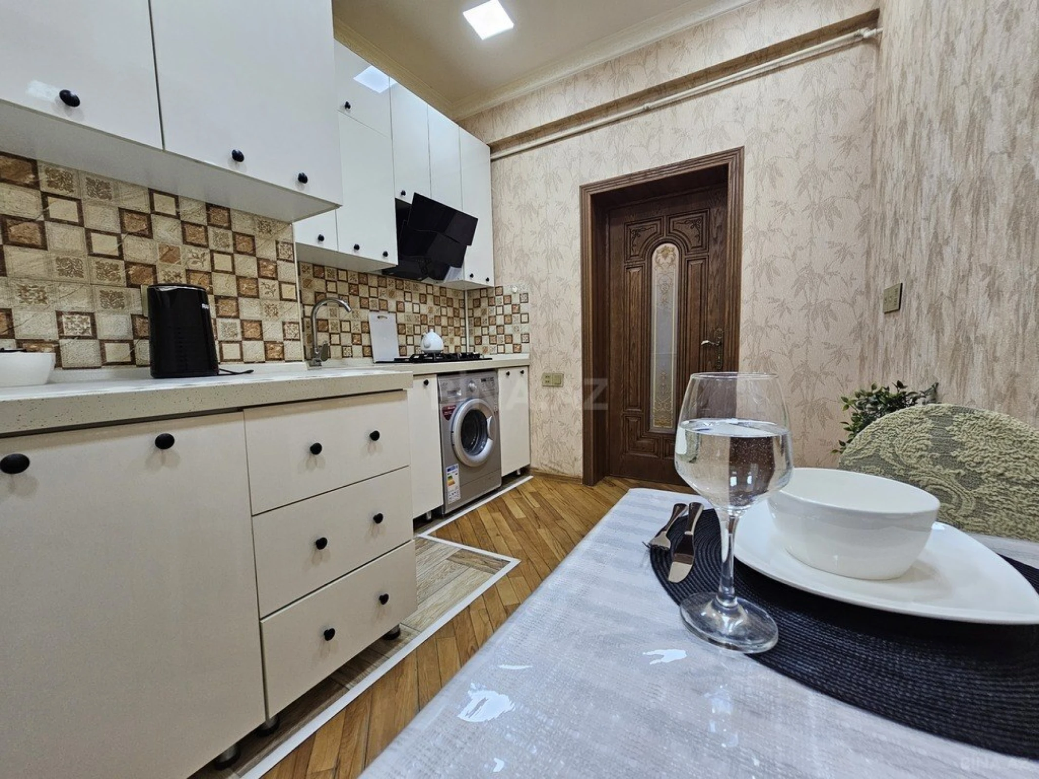 Kirayə verilir 3 otaqlı mənzil 90 m²