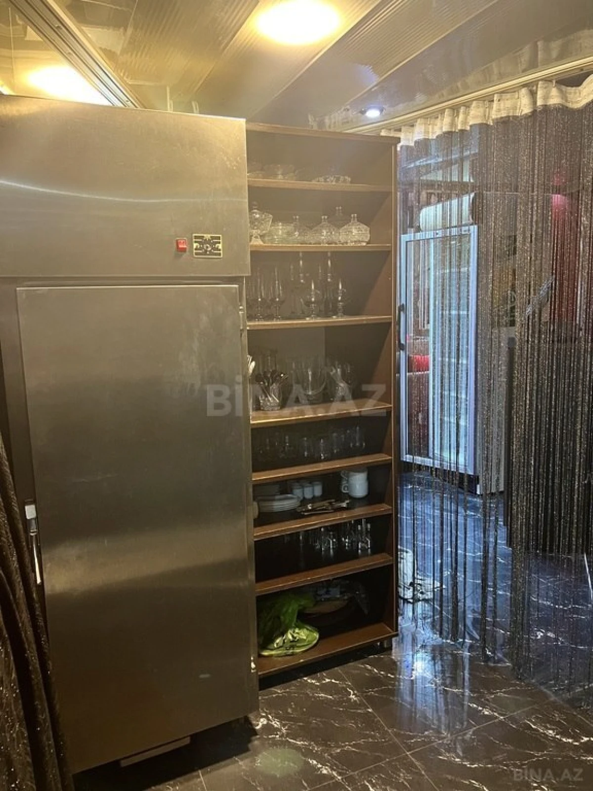 Satılır obyekt 90 m²