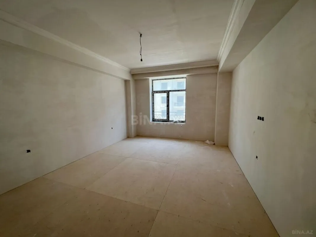 Satılır 3 otaqlı mənzil 117 m²
