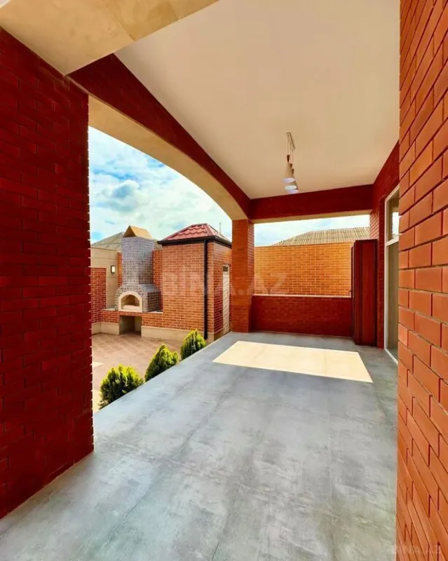 Satılır 4 otaqlı həyət evi 230 m²