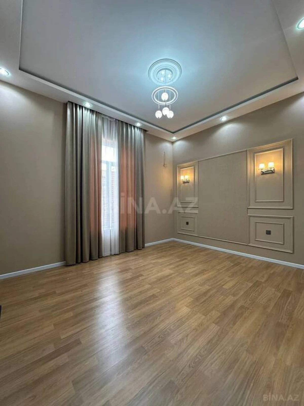 Satılır 4 otaqlı həyət evi 230 m²